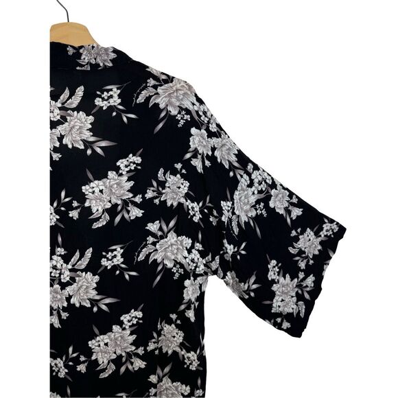 Spritual Gangster Maya Black 3/4 Sleeve Floral Kimono Cardigan One Size Pocket - Picture 3 of 10